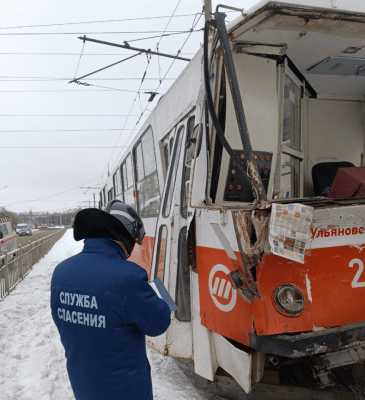 В Ульяновске при столкновении трамваев пострадали люди