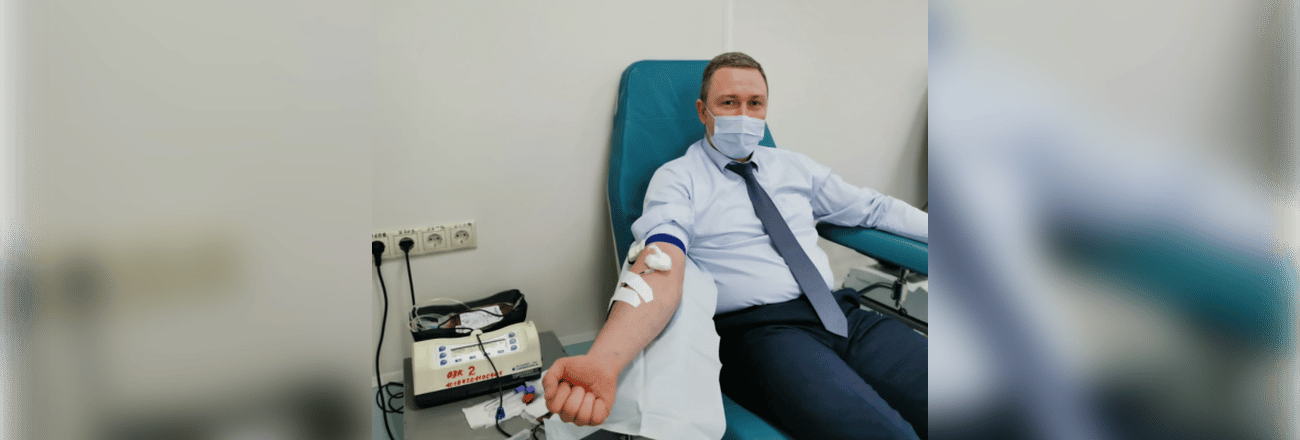 Врио главы Ульяновска Дмитрий Зверев стал донором крови