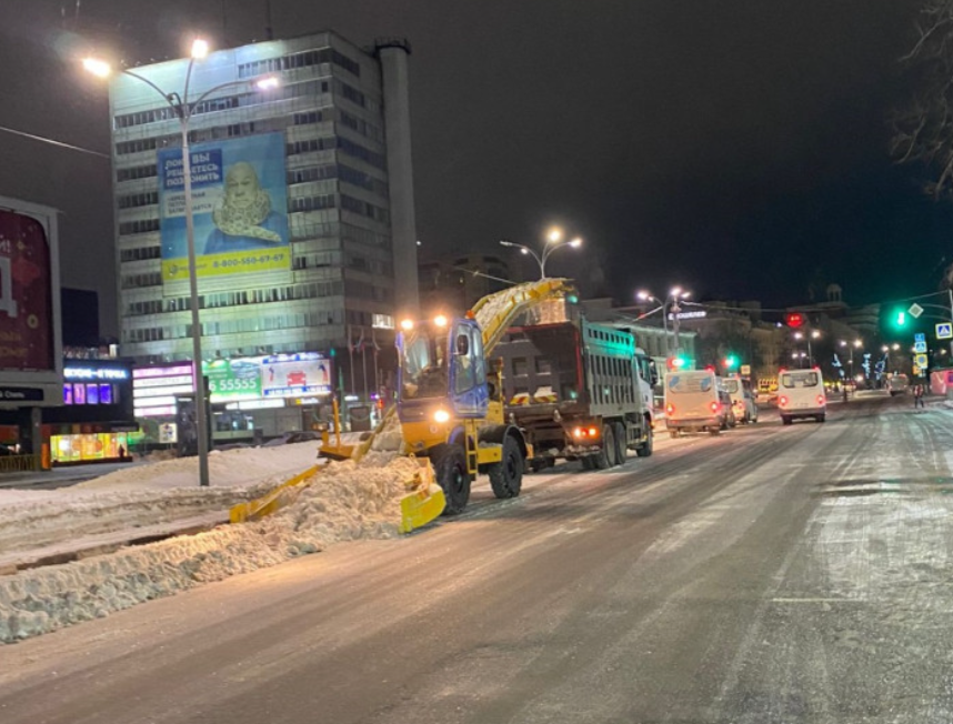С улиц Ульяновска вывезли 181 самосвал снега за ночь