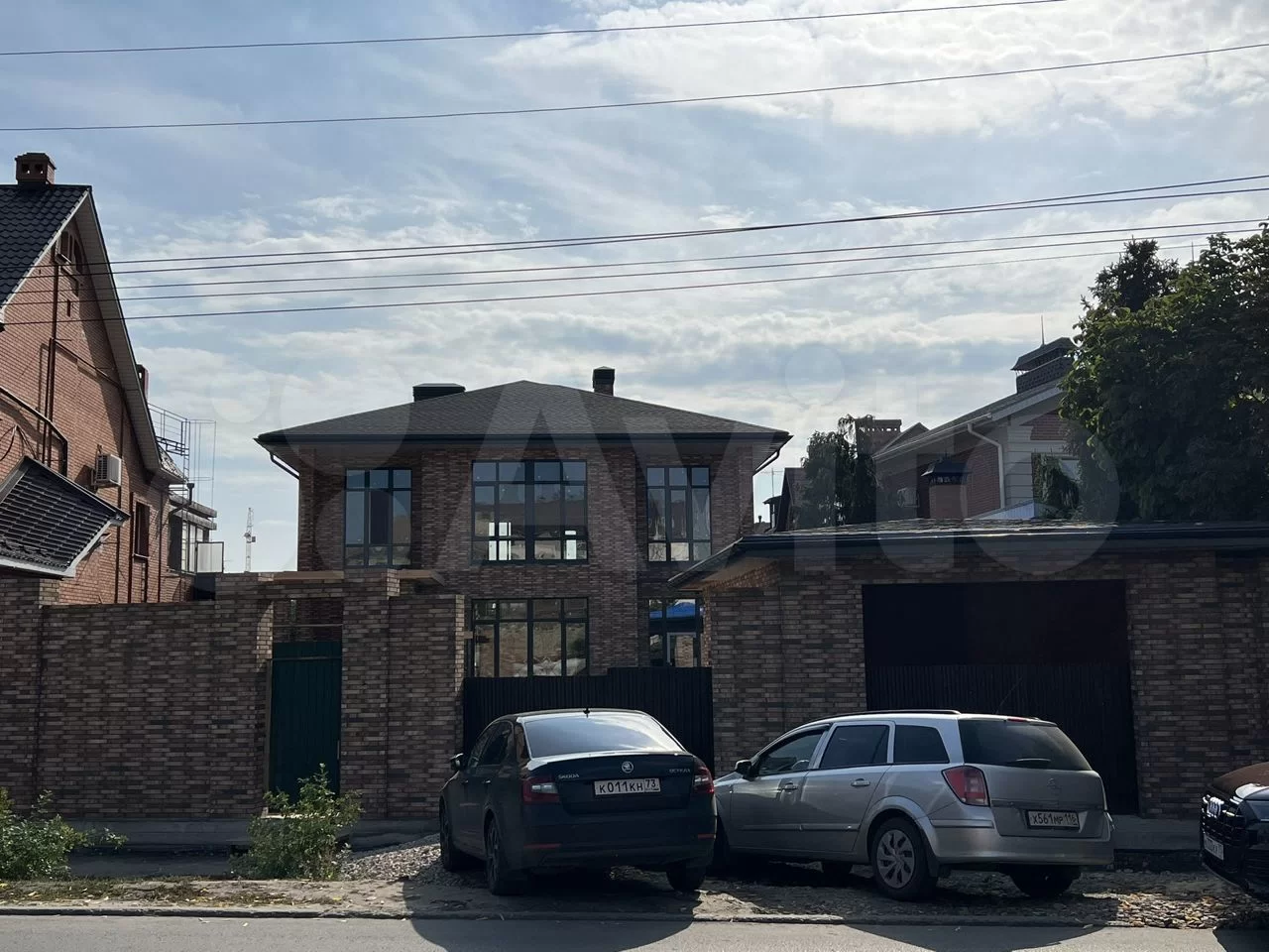В Ульяновске за 57 миллионов продают роскошный особняк в центре города