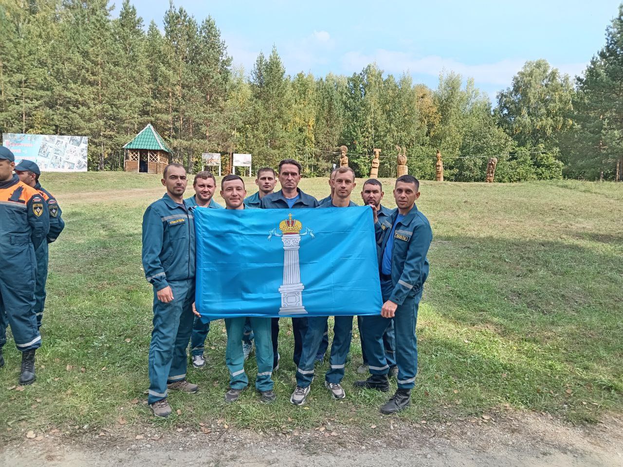 Ульяновские спасатели стали лучшими в соревнованиях по многоборью