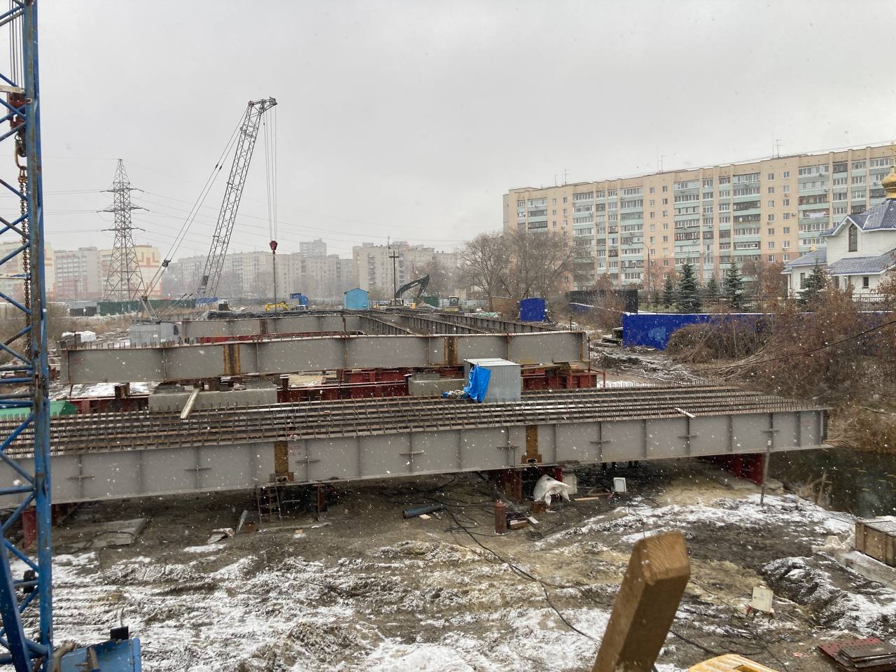 В Ульяновске завершается монтаж сложного пролёта на мосту в створе улиц Шевченко и Смычки