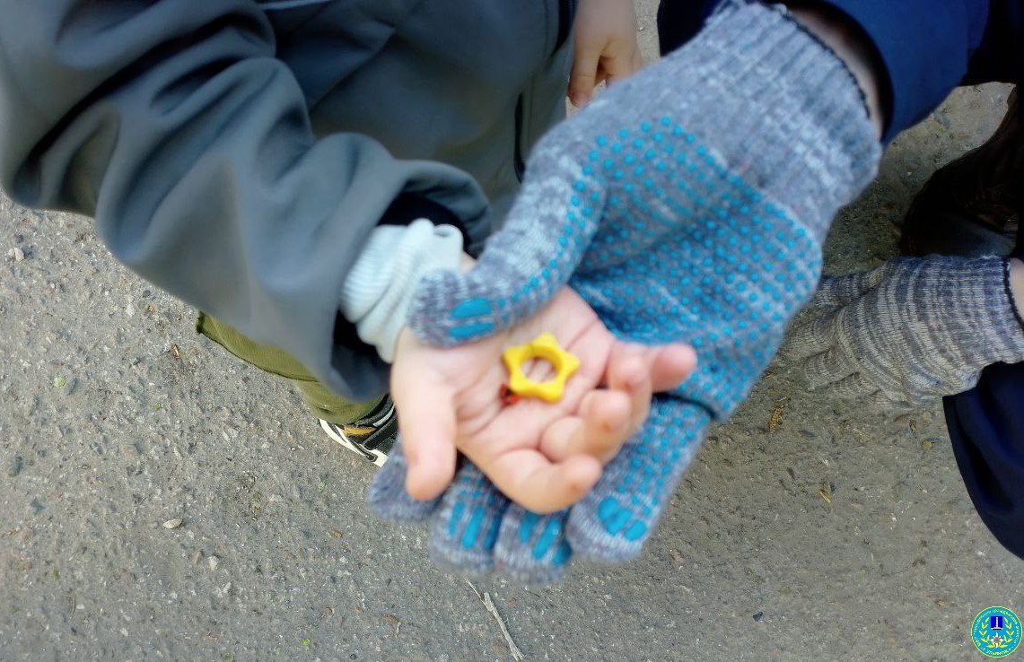 5-летнему мальчику спасатели помогли снять застрявшее кольцо