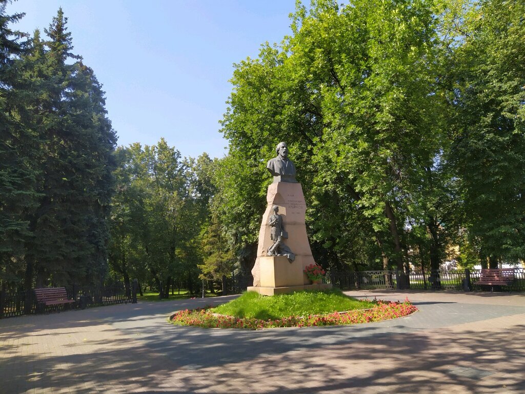 30 старинных фонарей установят в сквере Ульянова