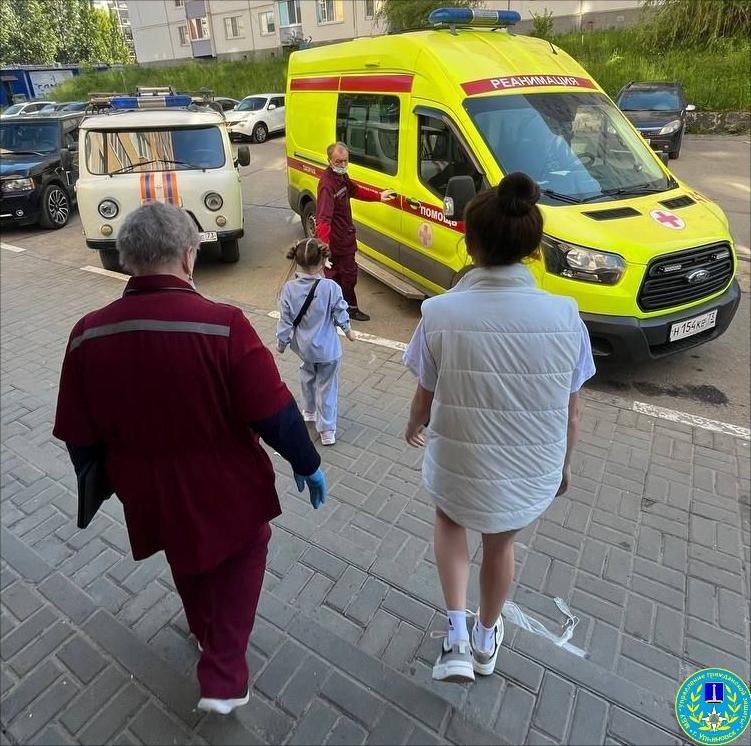 Автомат с игрушками едва не лишил руки 7-летнюю девочку в Ульяновске