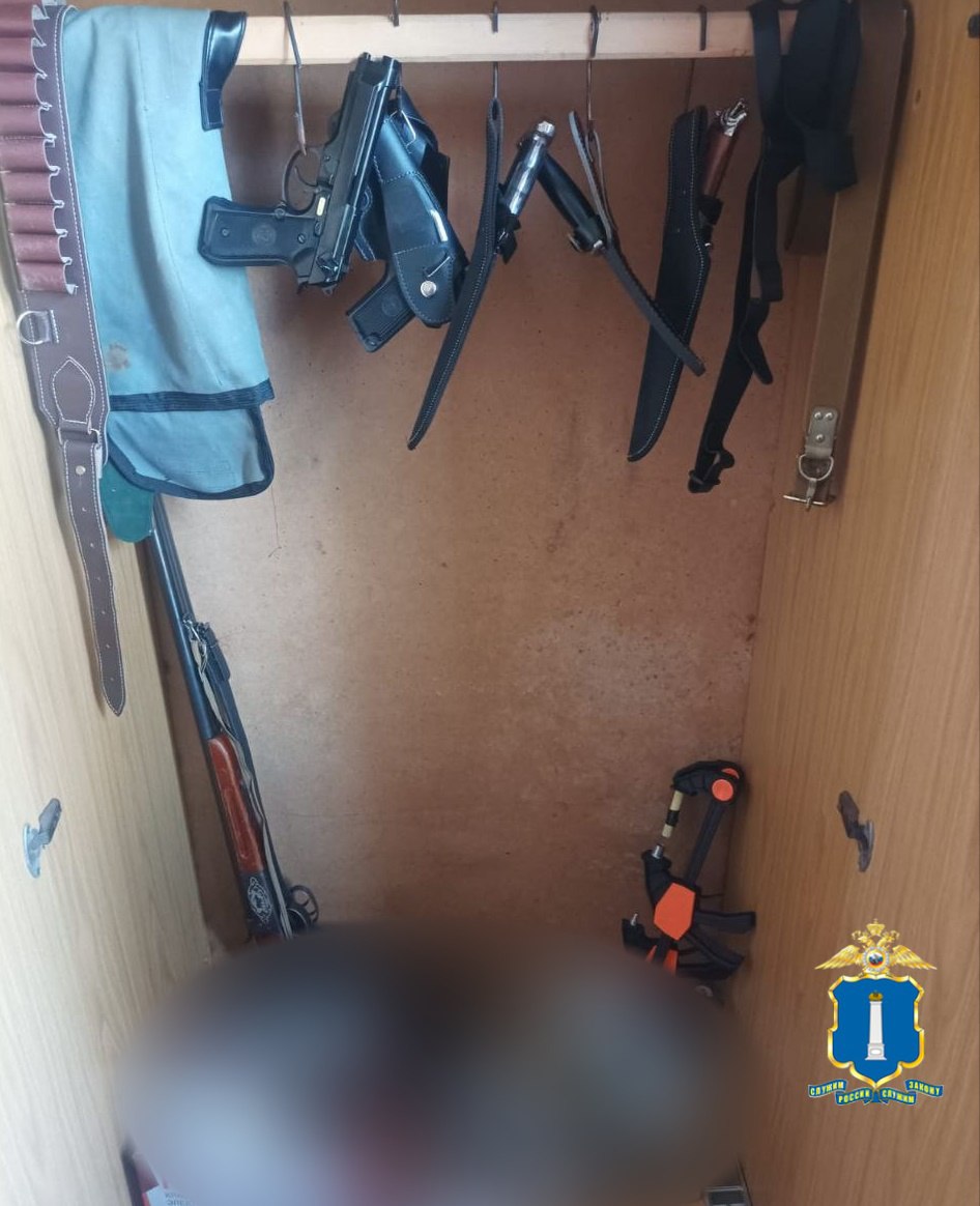 В Ульяновске задержали мужчину с арсеналом оружия