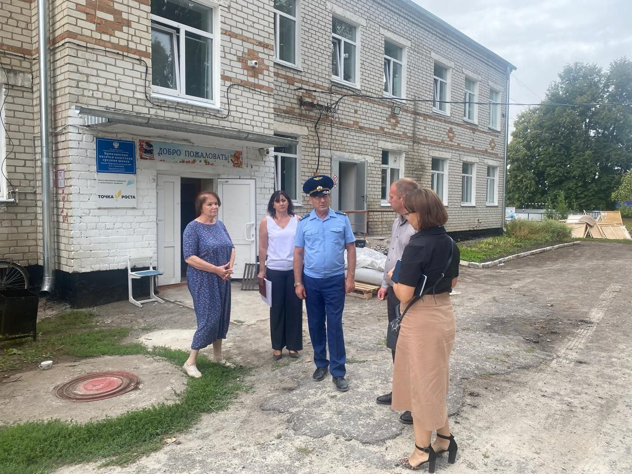 Кадетская школа в Ульяновске может не открыться к 1 сентября: вмешалась прокуратура