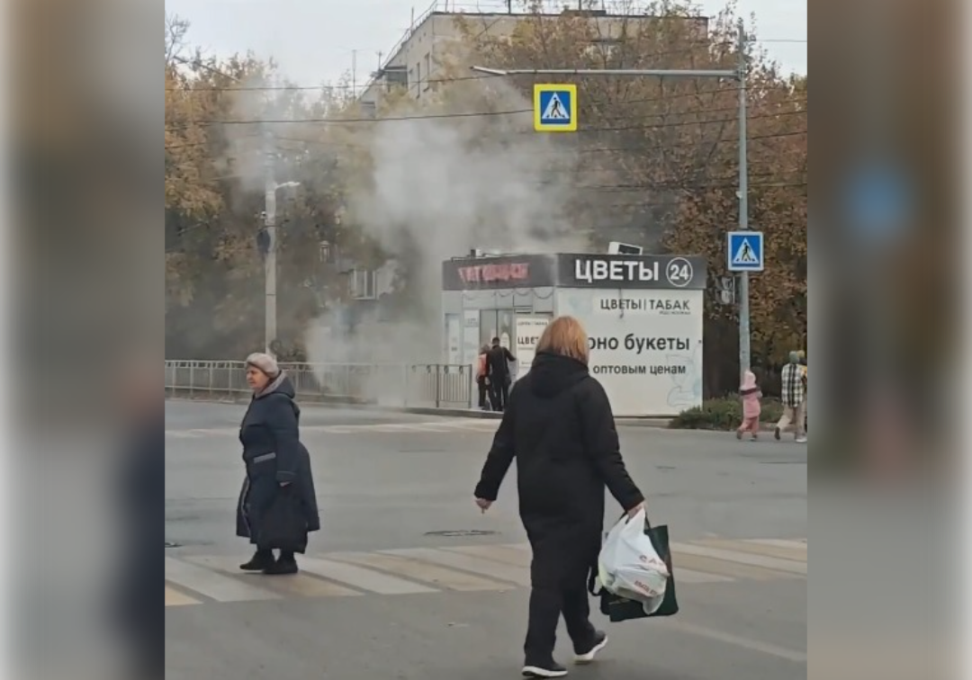 Пожар в цветочном магазине Ульяновска: есть пострадавший