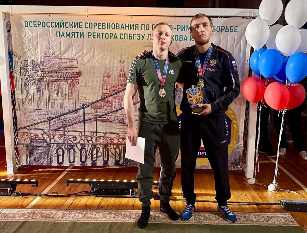 Ульяновские борцы заняли 2 и 3 место на всероссийском турнире в Санкт‑Петербурге