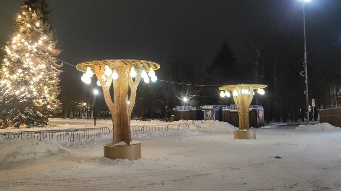 70 новогодних объектов разместят в парках Ульяновска