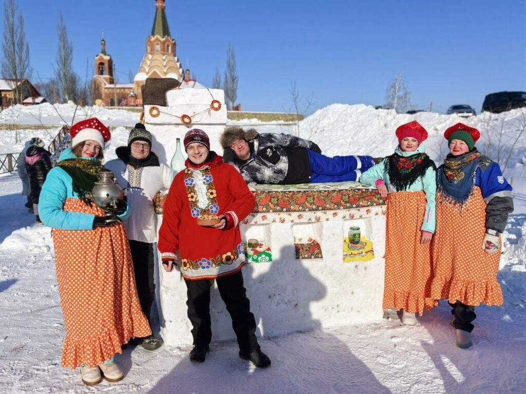 В Ульяновске прошел фестиваль снежных скульптур «Зимний хутор»