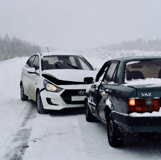 26-летний ульяновец за рулем «Солярис» врезался в ВАЗ