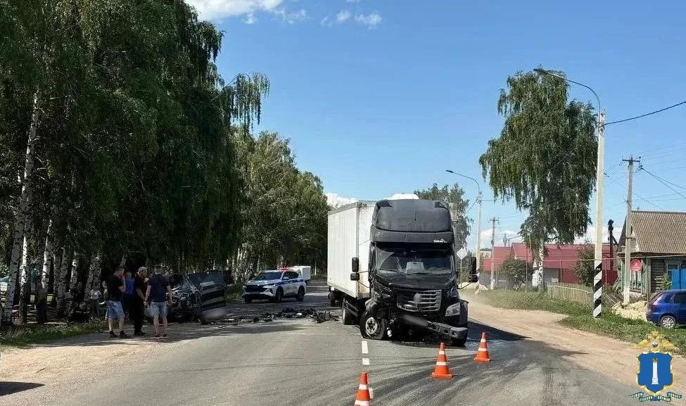 Смертельное ДТП в Ульяновске: трое погибших, ребёнок в больнице